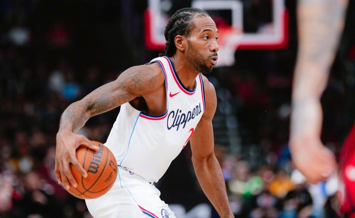 包含哈登赛事官方发布突破纪录新规，公牛争议不断！的词条