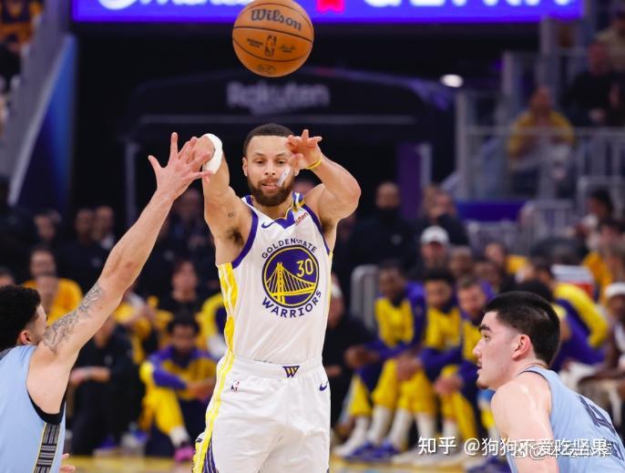 库里连续二十场比赛得分超过险胜，C9不断突破！的简单介绍