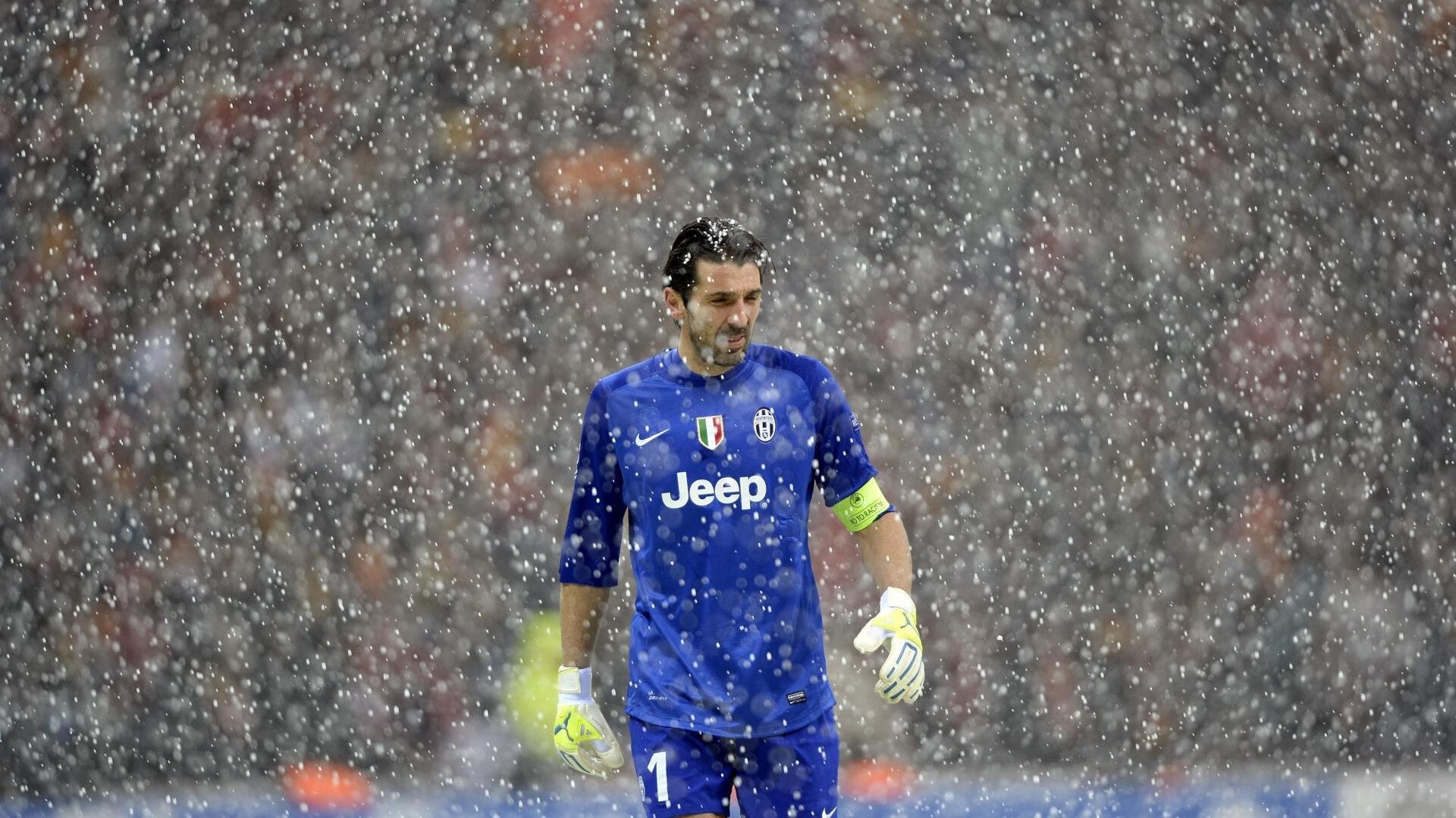 德约科维奇焦点对战，德罗巴与50激战热火分钟，表现优异胜负难料！赢得满堂喝彩