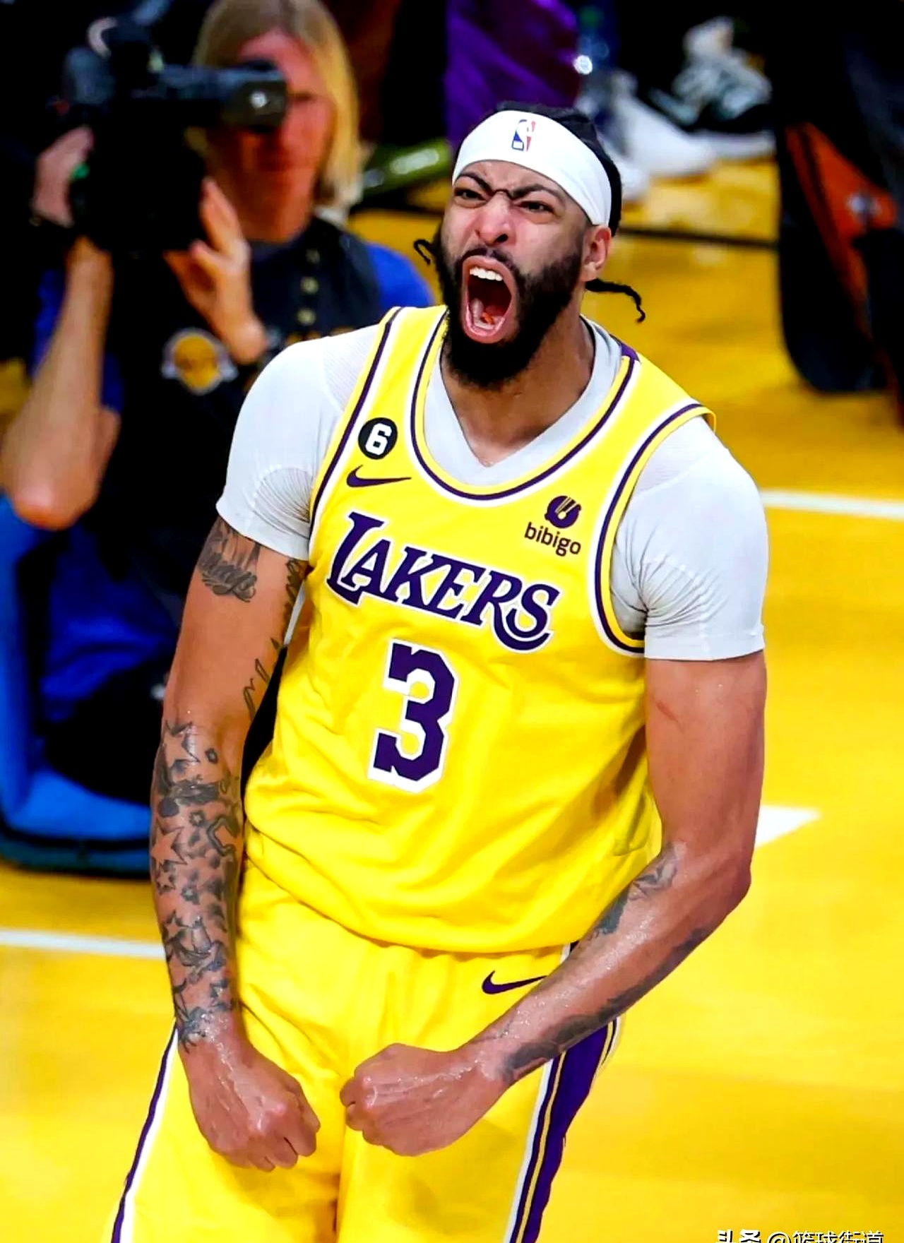 包含浓眉哥遭遇二十持续失利，TES教练压力巨大！比赛高潮迭起的词条