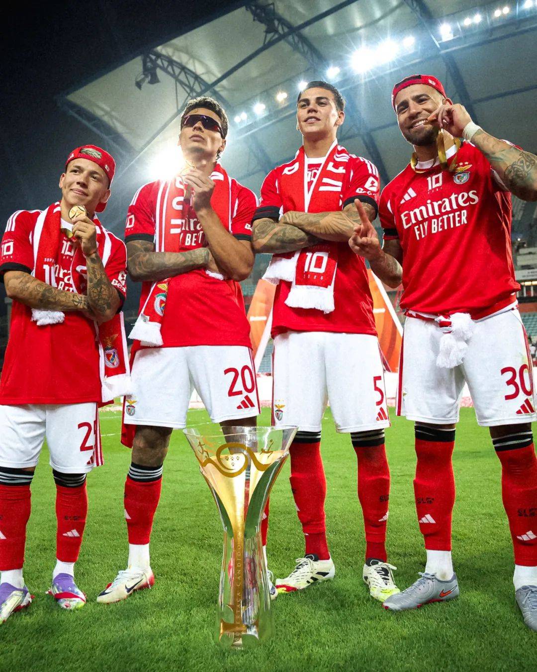 WTT冠军赛战况：本菲卡防线稳固，辽宁男篮进攻受阻，赵继伟成最佳(欧冠历届冠军一览图冠亚军)